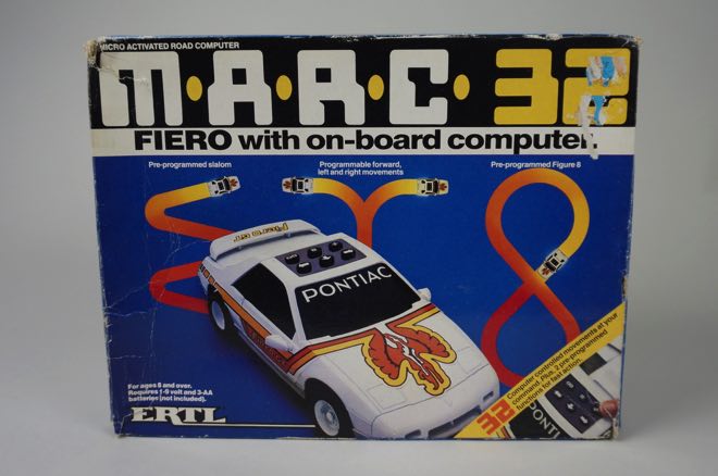 MARC 32 Fiero - Ertl (1988) BOX